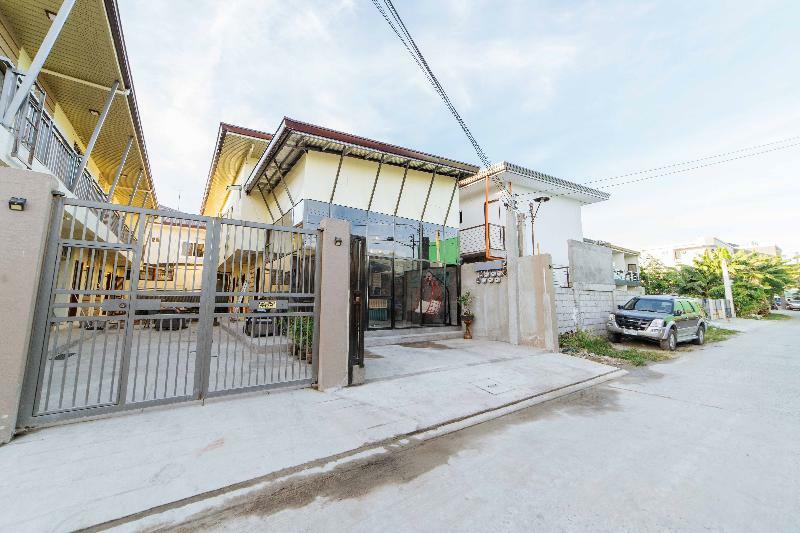Reddoorz Plus @ Casa Lucia Sindalan San Fernando City Pampanga Eksteriør billede